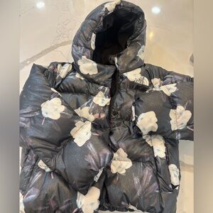 The North Face Kids Puffer Jacket - Black with Floral Print excellent condition